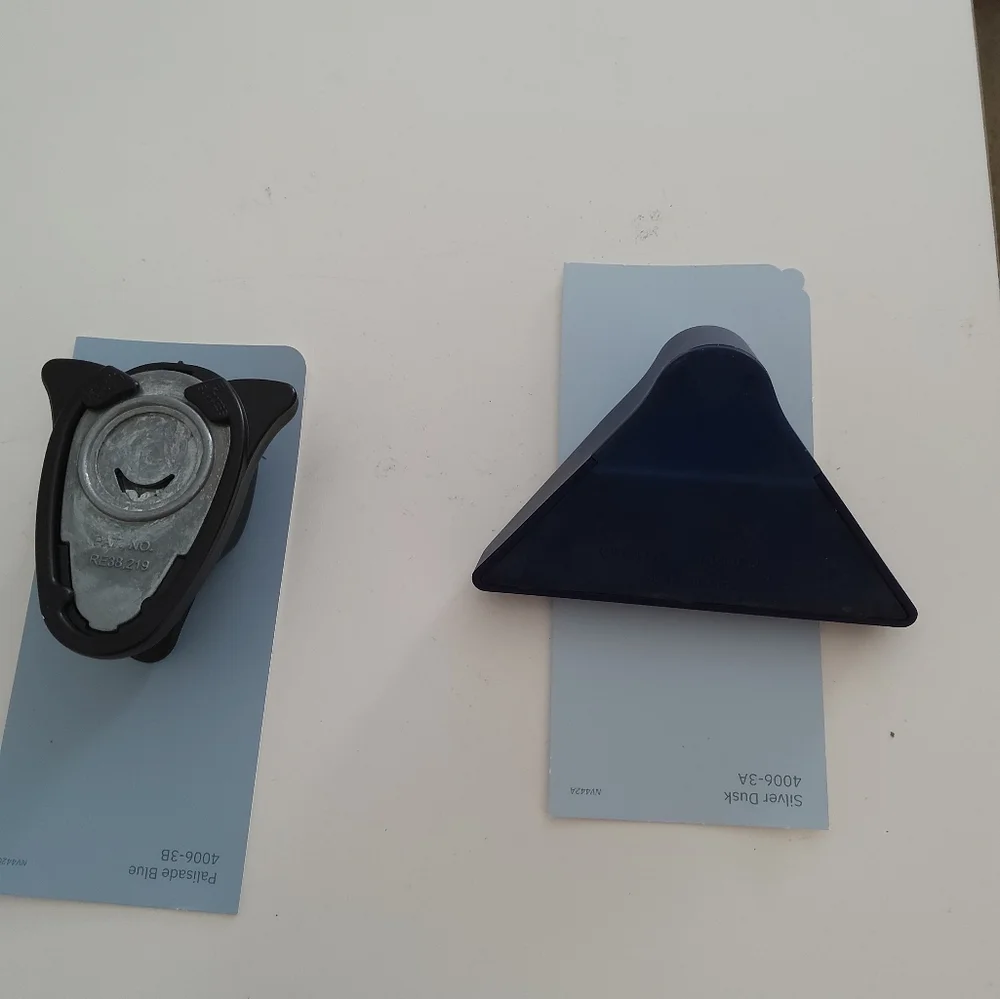 Creative Memories & Stampin UP corner Punches - Picture 5 of 5